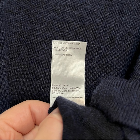 Untuckit Blue Fine Marino Wool Sweater Size Large - Picture 9 of 9